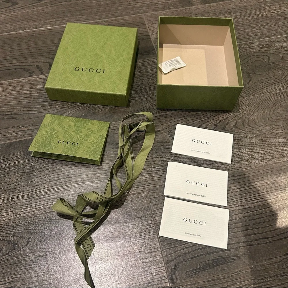 Gucci Dust Bag and Box - Picture 3 of 16